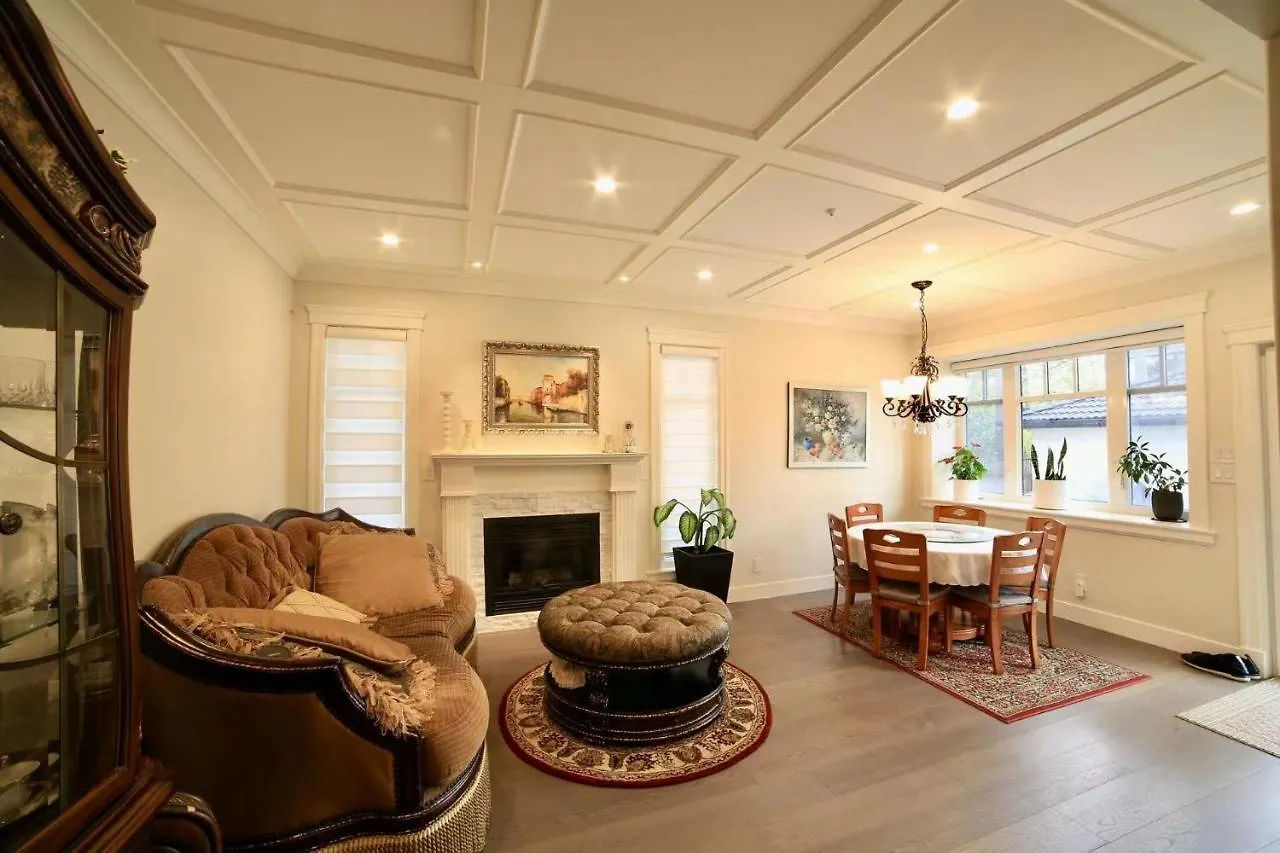 Nice Home Away At Vancouver Near Yvr Kanada